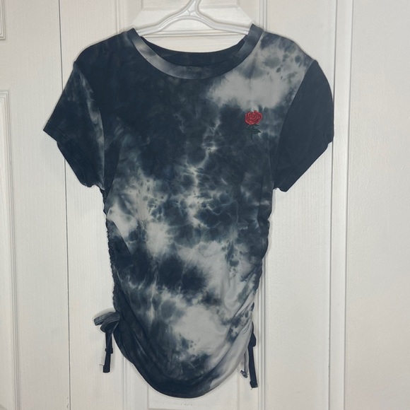 Tie dye shirt with straps on the side. - Picture 1 of 4